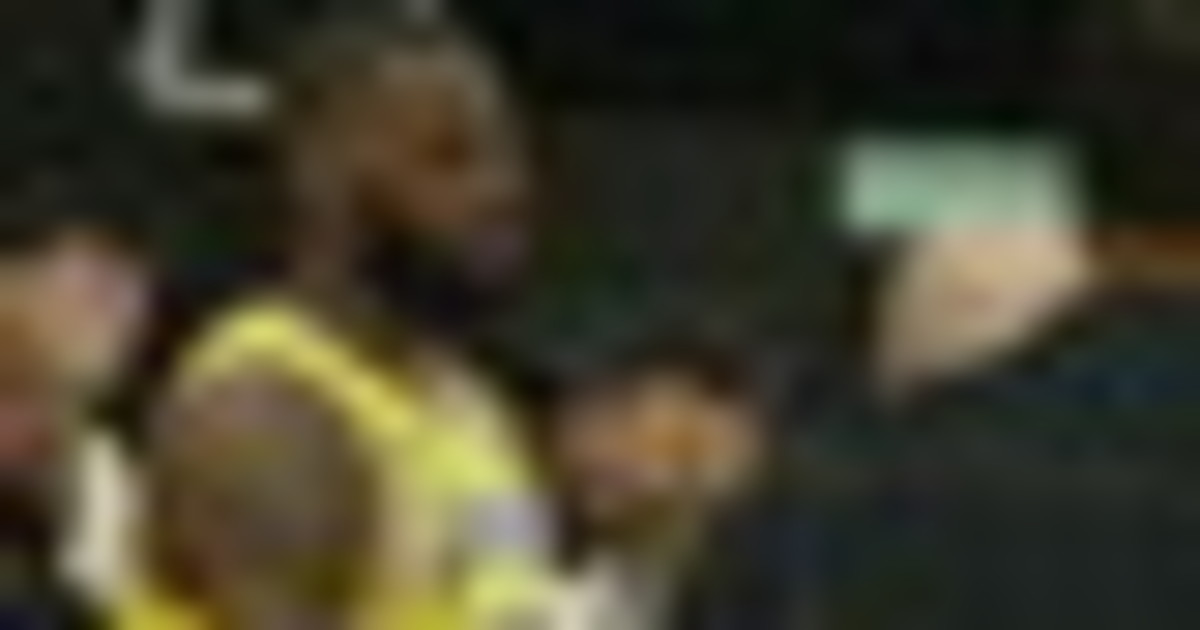 LeBron James passa ai 76ers, ultima sfida per il quinto anello
