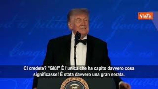 Trump scherza su attentato a cena corrispondenti: Al grido 'giù', Nicki Minaj iniziò a twerkare