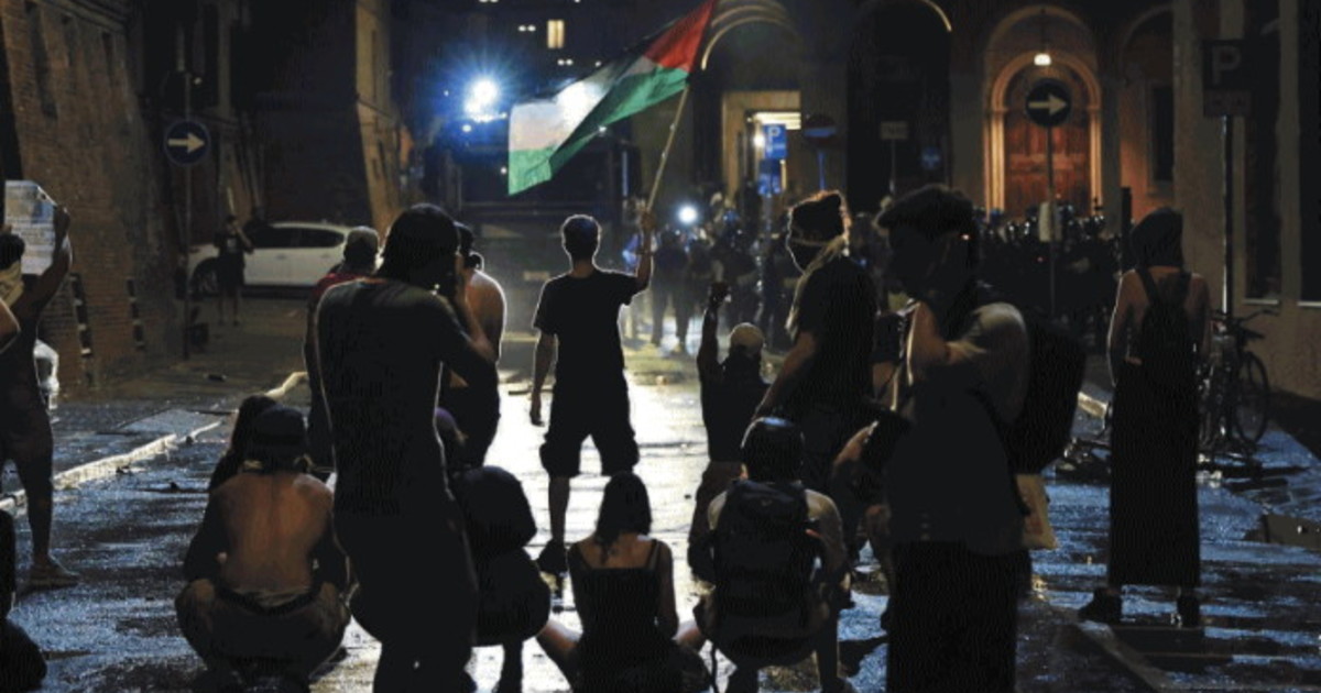 accanimento contro la polizia caso bologna la sinistra non si scusa su fakir da Iltempo.it accanimento contro la polizia caso bologna la sinistra non si scusa su fakir
