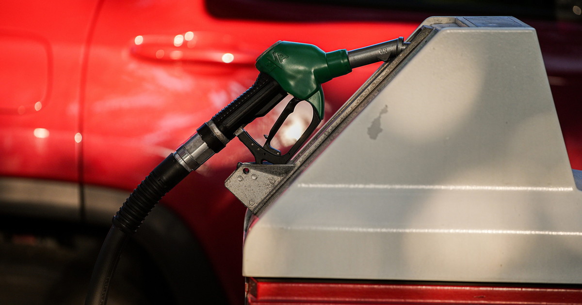 prezzi benzina ancora in salita il diesel self service tocca 2184 euro al litro da Iltempo.it prezzi benzina ancora in salita il diesel self service tocca 2184 euro al litro
