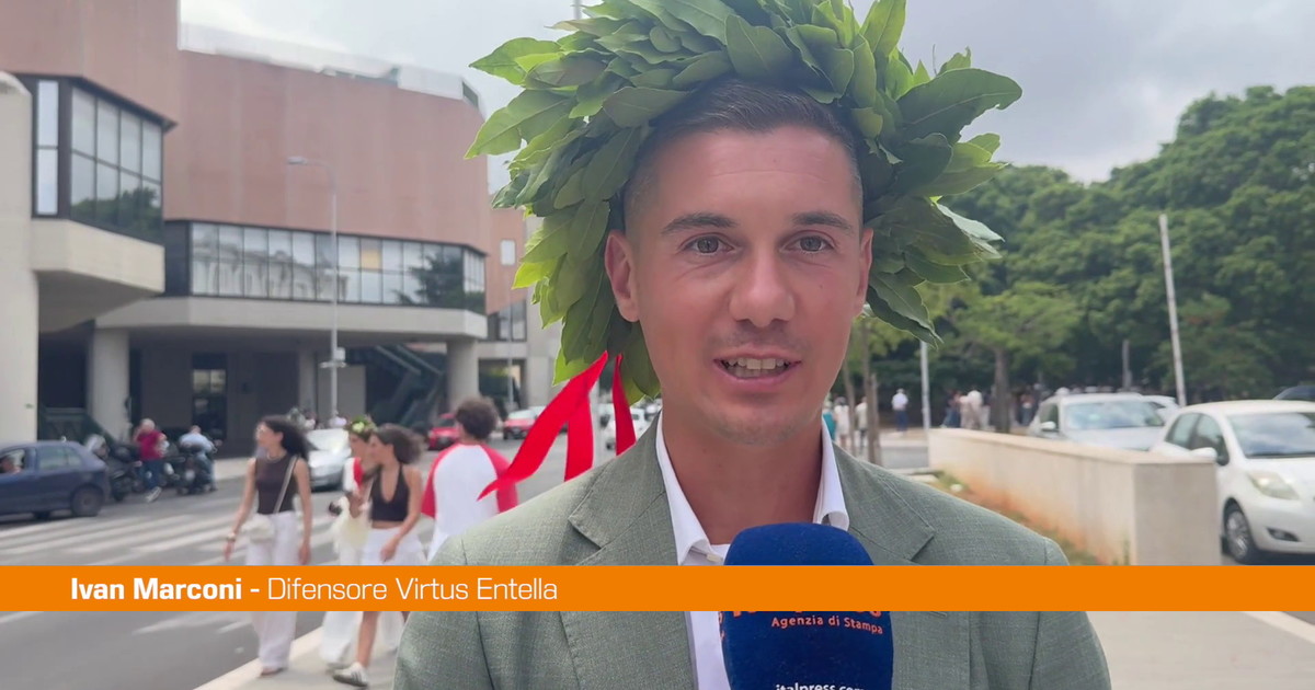 Il calciatore Marconi si laurea all'Università di Palermo "Un bel traguardo"