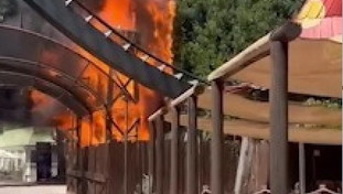 Incendio a Gardaland, fiamme divampate nella zona Far West