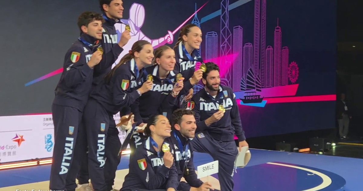 Un doppio oro da favola con le squadre per l'Italscherma ai Mondiali