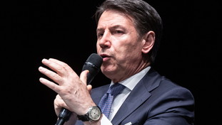 Volano gli stracci tra Conte e Grillo: &ldquo;Perso identit&agrave;? Su Draghi...&rdquo;. M5S nella bufera | <span style=color: rgb(153, 0, 0);>GUARDA</span>