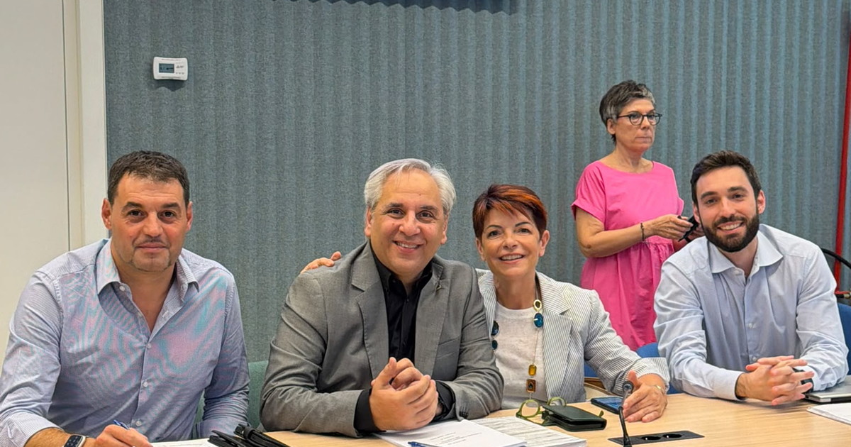 Firmato contratto Sanità, a infermieri aumento 240 euro lordi al mese