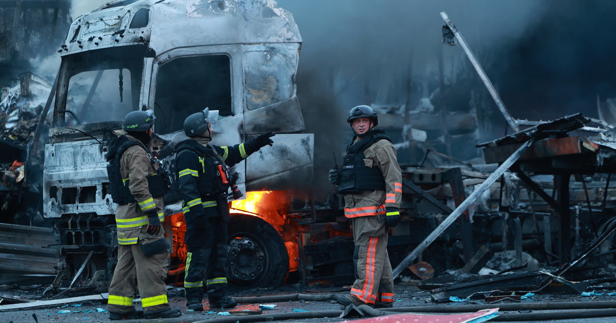 La Russia massacra i civili in Ucraina: Putin bombarda Kiev, Leopoli, Poltava nella stessa notte