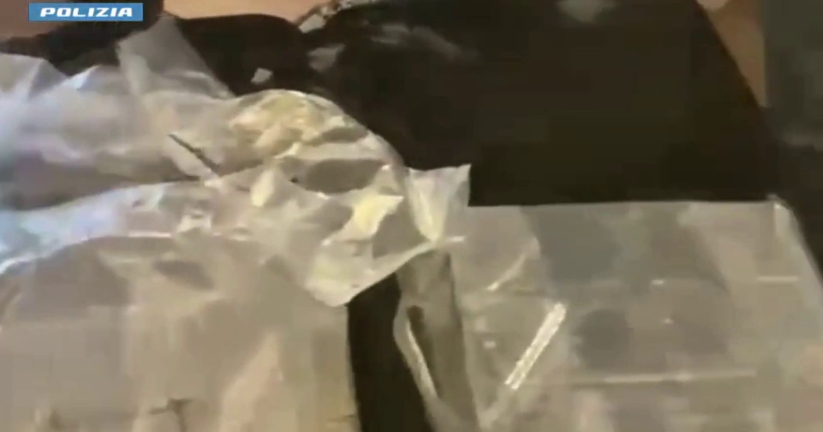Nascondeva 300 kg di hashish nella casa vacanze, un arresto a Roma