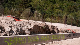 Guerriglia di Chiomonte, ecco chi c'è dietro: Askatasuna tra propaganda e scontri