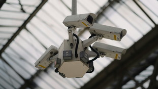 Telecamere AI, a Londra 173 arresti in pochi mesi nei quartieri sperimentali