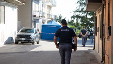 Sesto San Giovanni, coppia di anziani trovata morta in casa da due settimane: erano sposati da 54 anni