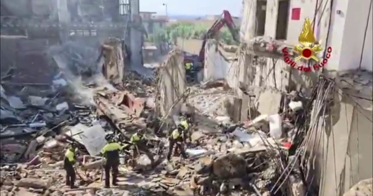 Crollo palazzina a Messina, in corso ricerche dei dispersi