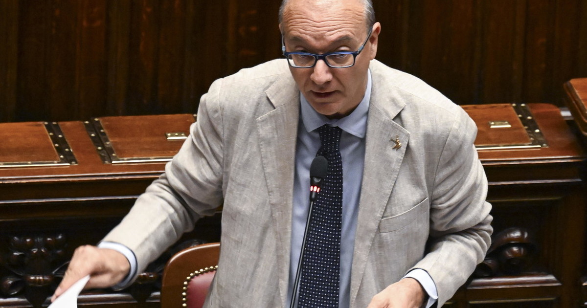 valditara lancia la proposta divieto di burqa a scuola e corsi di italiano per genitori stranieri da Iltempo.it valditara lancia la proposta divieto di burqa a scuola e corsi di italiano per genitori stranieri