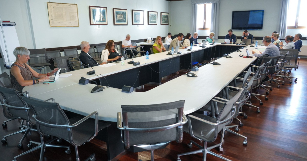 comunicato stampa seconda commissione illustrato pdl 109 della giunta per migliorare la qualit224 dell aria da Iltempo.it comunicato stampa seconda commissione illustrato pdl 109 della giunta per migliorare la qualit224 dell aria