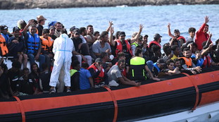 Ceuta, rischio di una nuova invasione. Nelle chat degli scafisti è la meta preferita