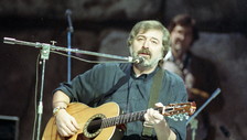 Addio al cantautore Francesco Guccini: Ha segnato intere generazioni