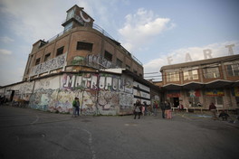 Intanto i proprietari dell'ex Fiorucci aspettano ancora che il Comune compri