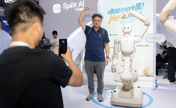 Robot, IA e farmaci innovativi trainano l'export della Cina