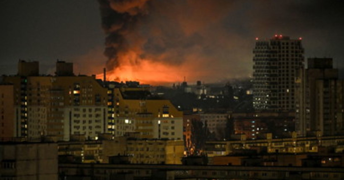 Attacchi russi nella notte vicino Kiev, tre morti tra cui un bambino