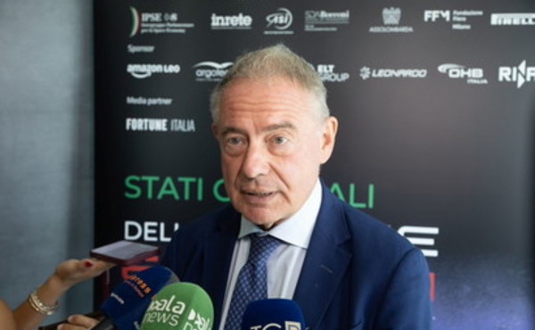 Ex Ilva, Urso “Federacciai valuta proposta. La produzione è in crescita”