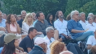 Sinistra impazzita, vuole decidere chi pu&ograve; ascoltare De Andr&eacute;. Salvini: "Non avete l'esclusiva"