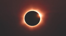 E la luna bussò alle porte del sole: oggi l'eclisse del secolo 