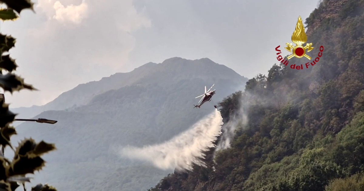 Incendi in Piemonte, vigili del fuoco impegnati sui fronti ancora attivi