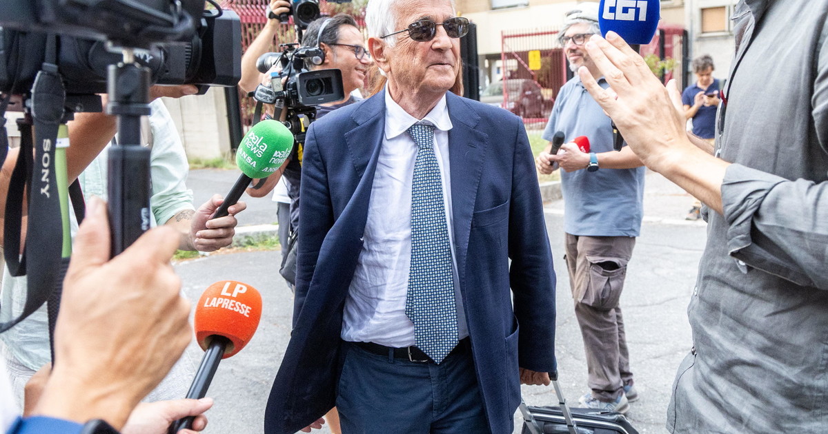 Procura verso il parere negativo sui domiciliari a Lavitola: la palla al Gip