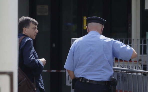 Lavitola resta in carcere: Da lui ricostruzioni inverosimili. Ecco cosa non torna