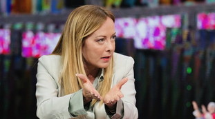 Meloni, la stabilit&agrave; del Paese e i risultati economici: "Italia pi&ugrave; forte di prima"
