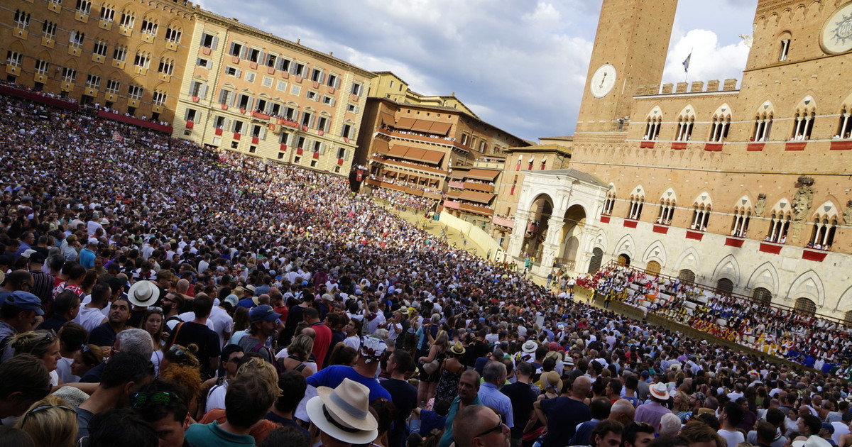 palio di siena cosa c 232 da sapere sulla carriera dell assunta contrade rivalit224 fantini da Iltempo.it palio di siena cosa c 232 da sapere sulla carriera dell assunta contrade rivalit224 fantini