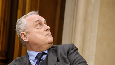 Lotito solo nel bunker, Lazio profondo rosso
