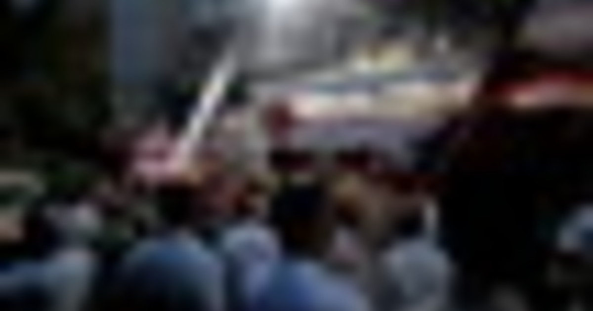 Almeno 9 morti in un incendio in un hotel a Calcutta in India
