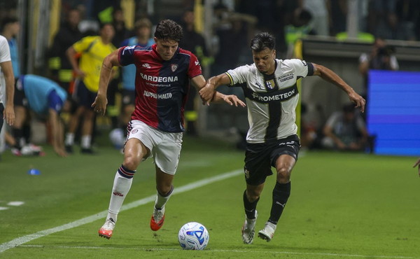 Colpo Cagliari al “Tardini”, Romano manda al tappeto il Parma