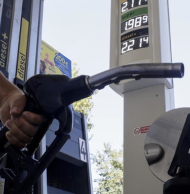 Prezzo carburanti, fissato il Cdm: proroga e "tutela delle fasce pi&ugrave; deboli"