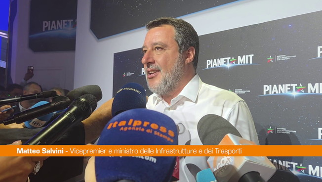 Banche, Salvini 'Soldi non vanno estorti ma chiesti con il dialogo'