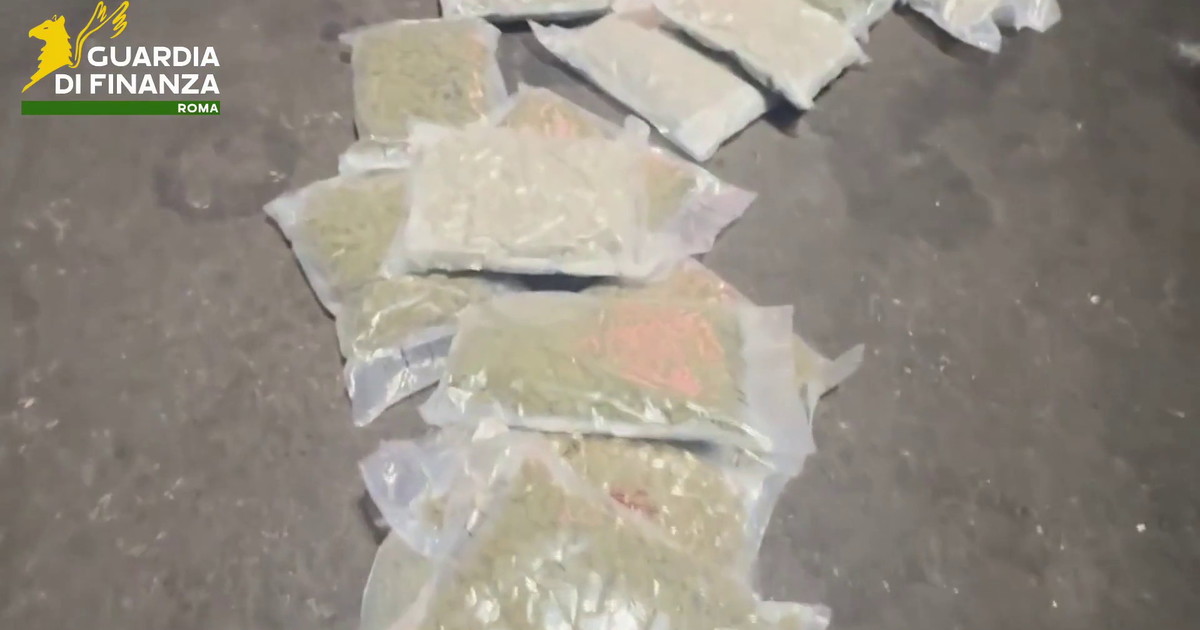 Sequestrati oltre 400 chili di droga, 6 misure cautelari