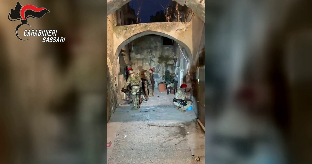 Maxi retata antidroga a Sassari, 45 persone indagate