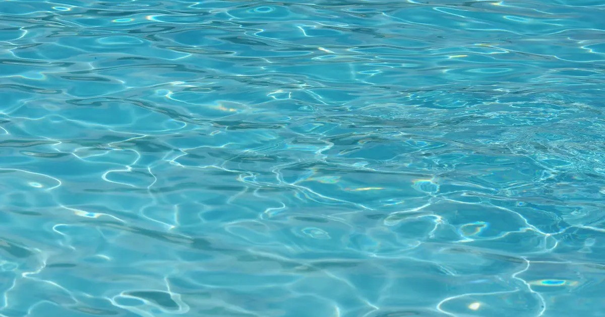Bimba di 2 anni annega in piscina e muore a Palermo