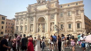 Boom di turisti truffati dai croupier con le tre carte