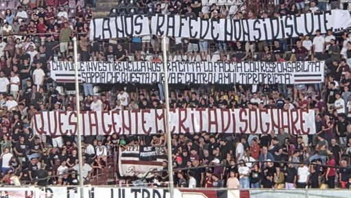 Lotito tra due fuochi: ora sono freddi anche gli ultrà reggini davanti alle bugie