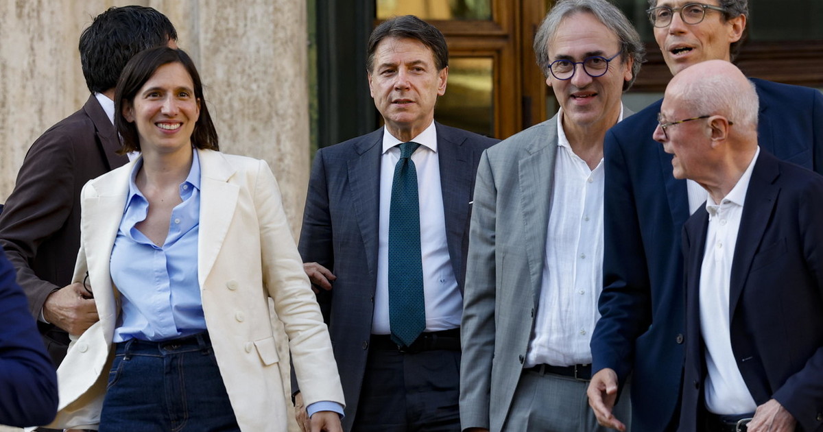 domande a sinistra c 232 vita oltre la ztl da Iltempo.it domande a sinistra c 232 vita oltre la ztl