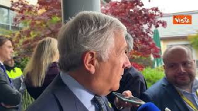 Tajani: Stop a Schengen prorogato per pericolo jihadista, nulla contro la Spagna