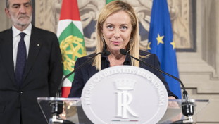 I dati ottimi del governo mostrano che la destra “sa fare” ora deve “farlo sapere”