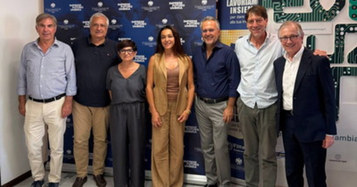 a perugia nasce il comitato regionale asc dell umbria pacialeo eletta presidente da Iltempo.it a perugia nasce il comitato regionale asc dell umbria pacialeo eletta presidente