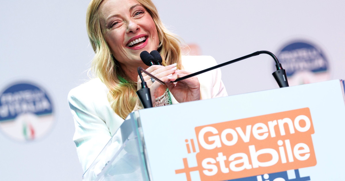 bari meloni celebra la longevit224 del governo mai mollato non lo far242 adesso da Iltempo.it bari meloni celebra la longevit224 del governo mai mollato non lo far242 adesso