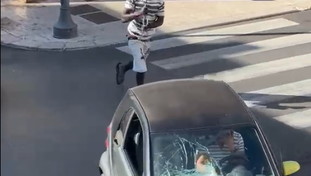 Martina Franca, nordafricano semina il panico a colpi di spranga. Fermato dai passanti