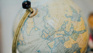L'Onu cambia la mappa del mondo: troppo colonialista. Ira Usa