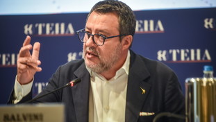 Salvini sceglie i numeri per rispondere alla sinistra: 256 miliardi di investimenti