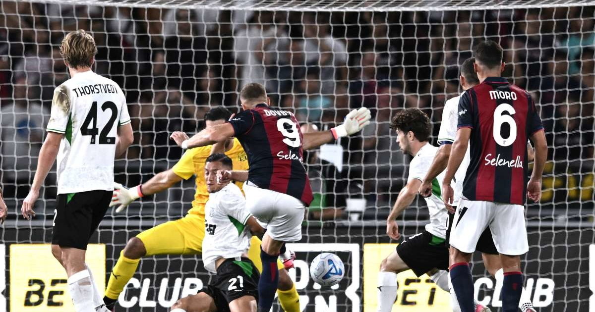 Dovbyk salva il Bologna, il derby col Sassuolo termina 2-2