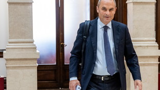L'intervista a Costa: “Incarichi extra anche in organismi pubblici controllati dalla Corte. Rischio per la credibilità”